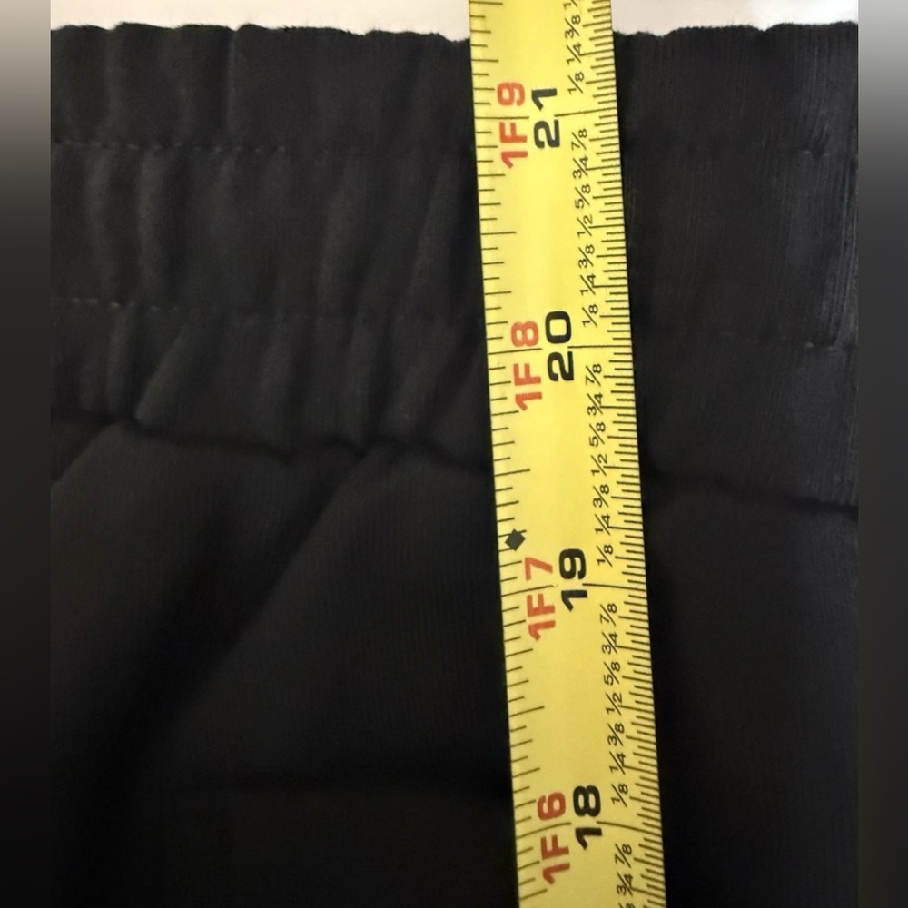NWT $220 HELMUT LANG SHORTS & BERMUDA SHORTS Size M - Picture 9 of 10